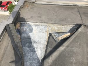 ゴムシート防水からウレタン防水通気工法