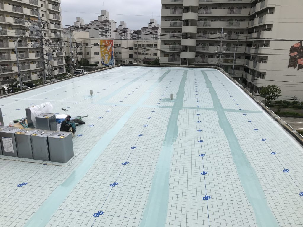 ゴムシート防水からウレタン防水通気工法