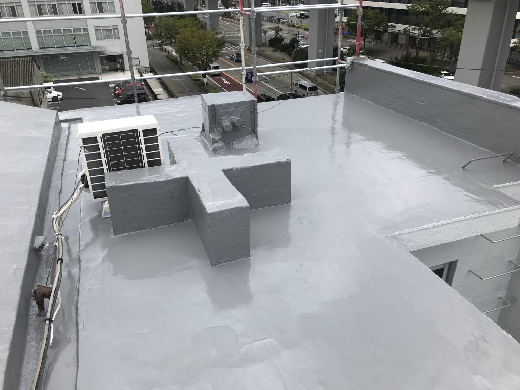 ウレタン塗膜防水(通気工法,密着工法) 外壁防水塗装