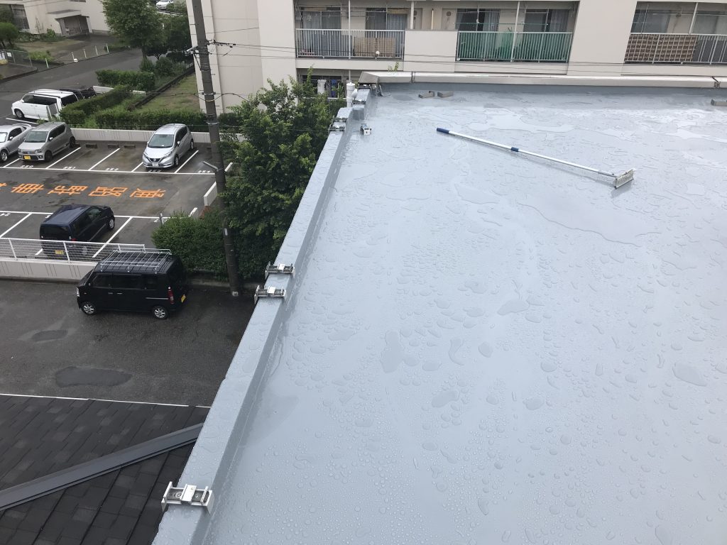 ゴムシート防水からウレタン防水通気工法