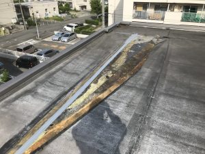 ゴムシート防水からウレタン防水通気工法