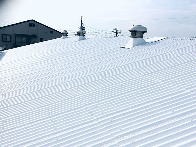 名北外装では遮熱・断熱塗料、節電、省エネを実現することができます